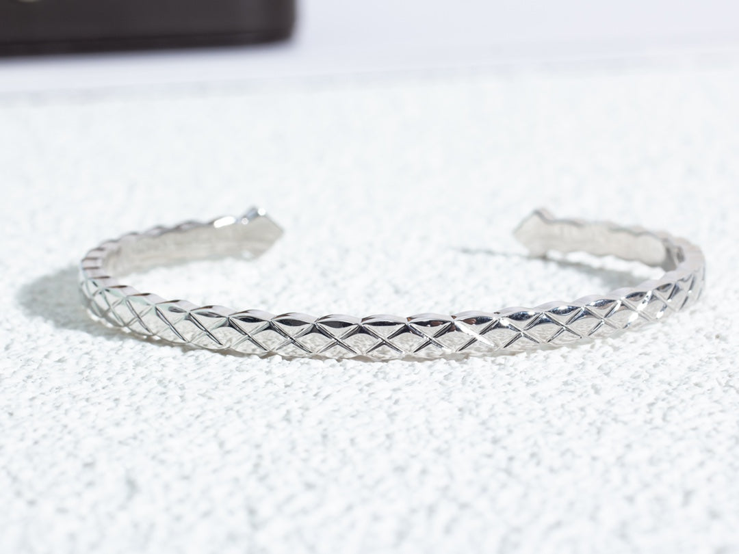 Chanel Crush Bracelet Open Cuff Silver
