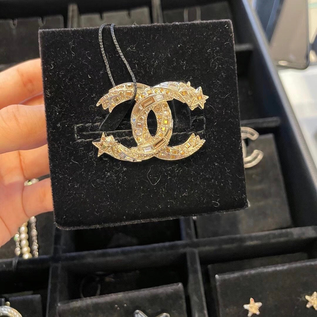 Chanel Brooch 158815